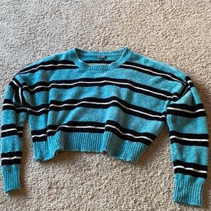 Cropped sweater